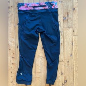 Lululemon cropped Capri leggings Size 4